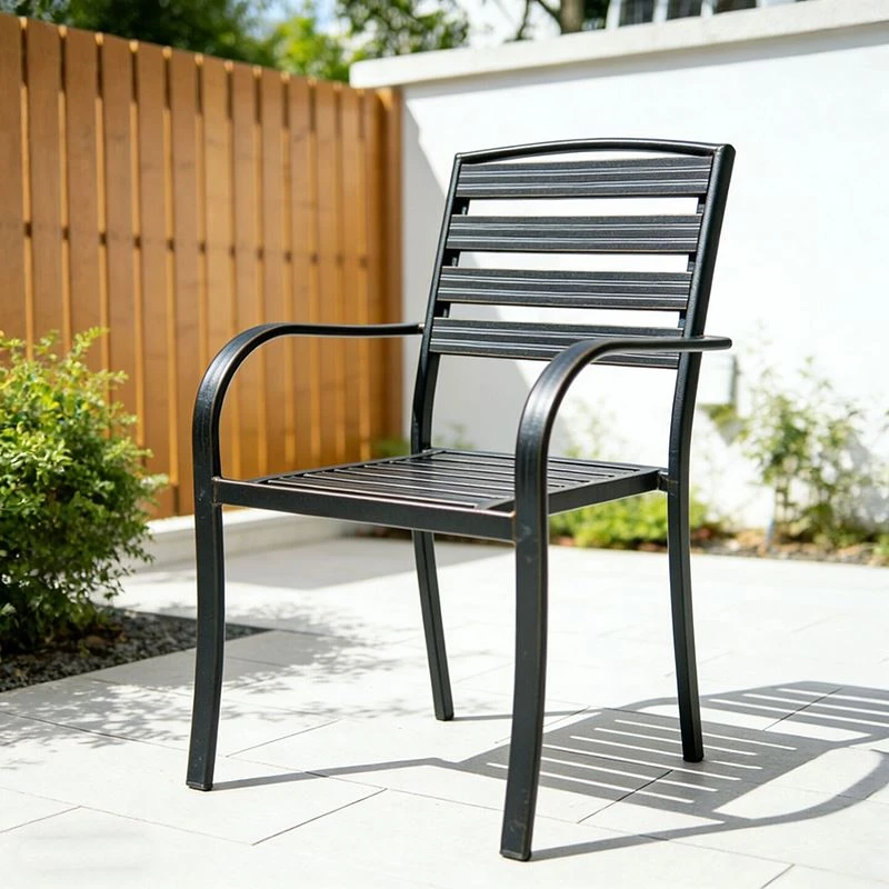 Outdoor-Stühle aus schwarzem Metall